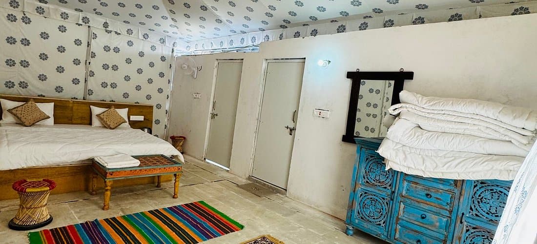 Volunteer Opportunity as wall Artist in Jaisalmer