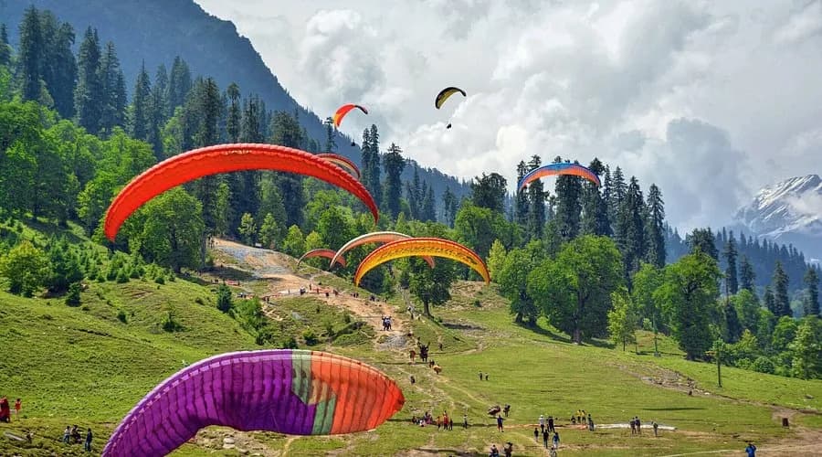 Himalayan Gateaway: Rohtang Manali Kasol Kullu Solang Koksar